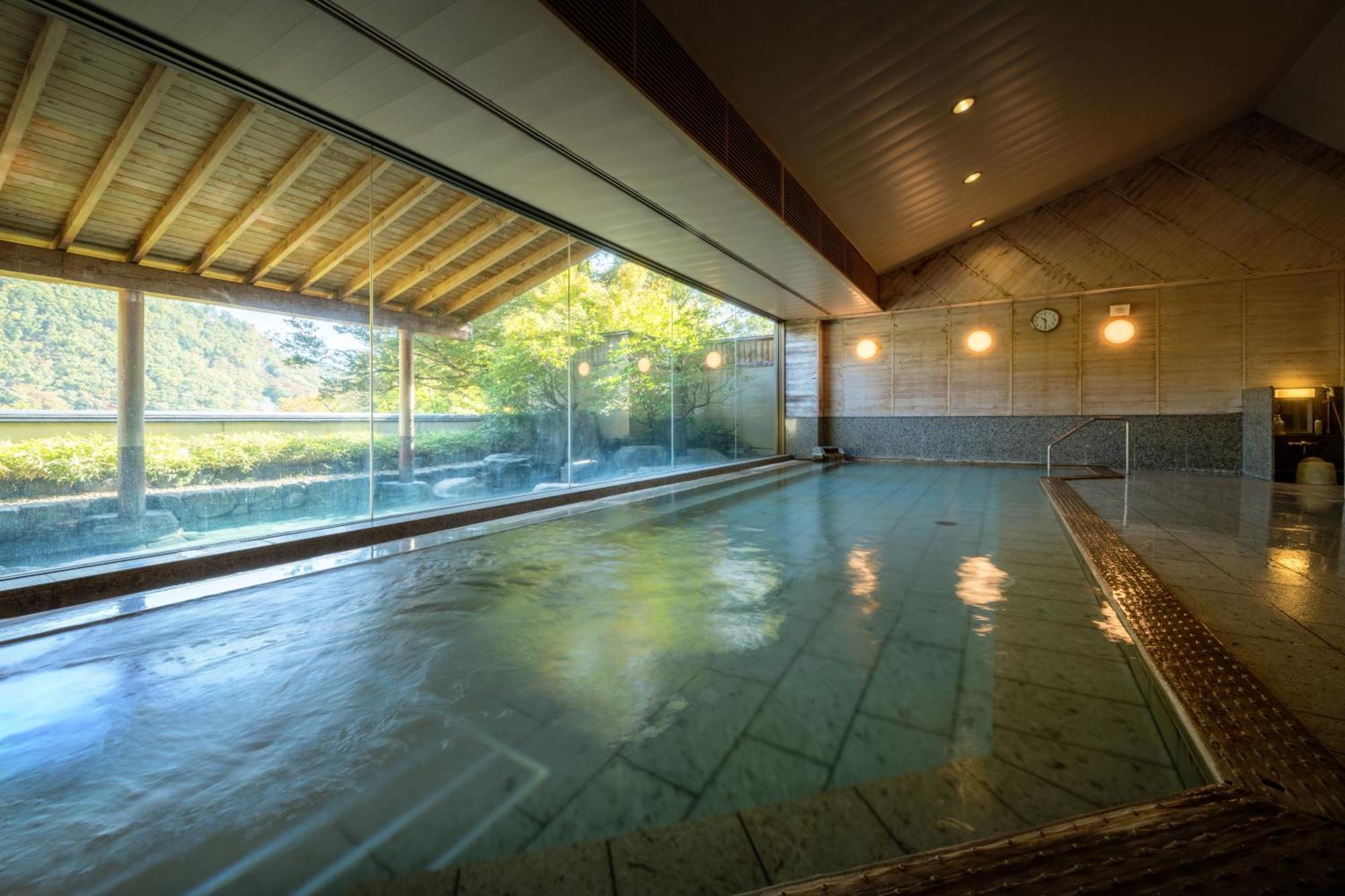 Iizaka Onsen Surikamitei Ohtori Hotel Fukushima  Exterior photo