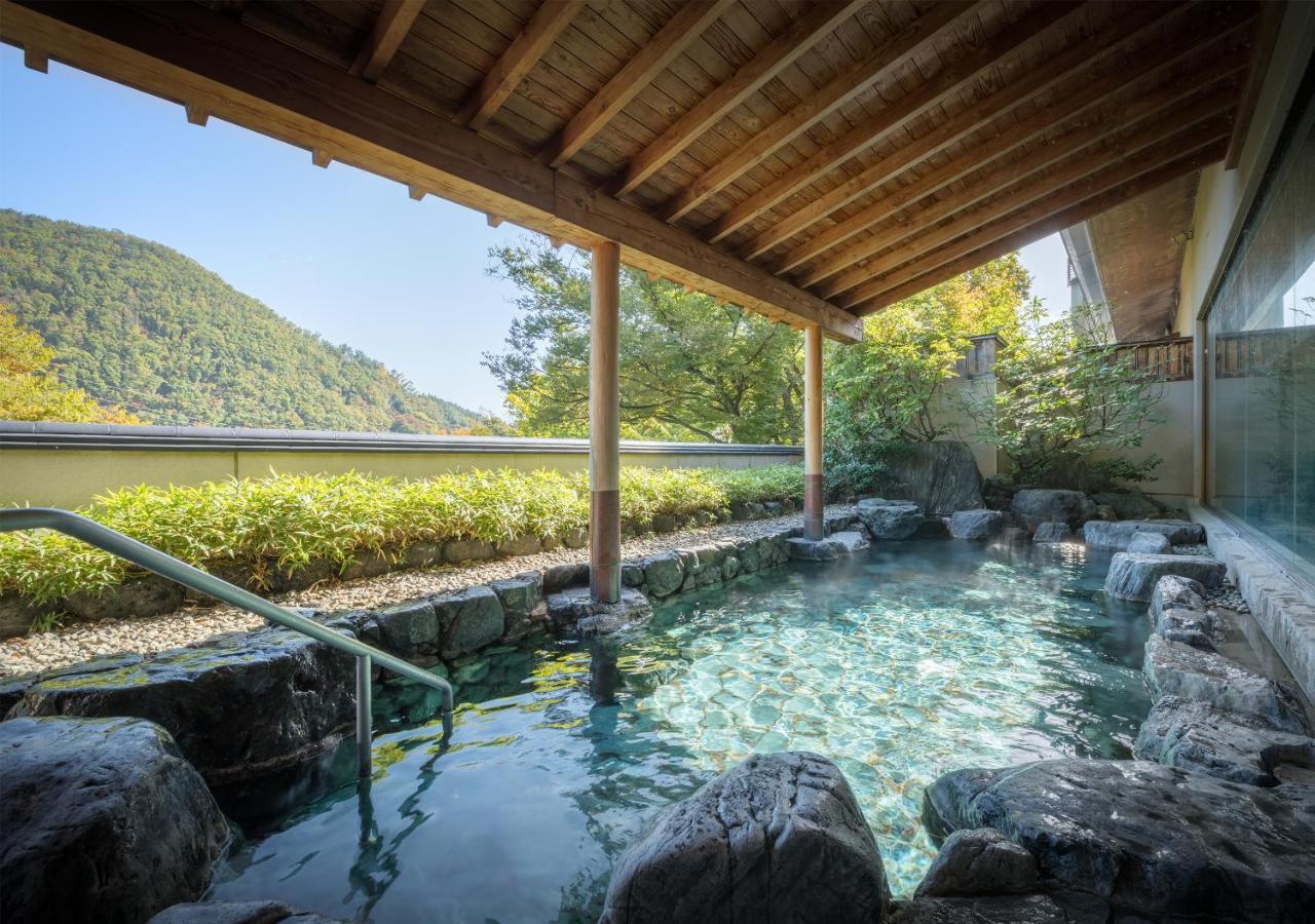 Iizaka Onsen Surikamitei Ohtori Hotel Fukushima  Exterior photo